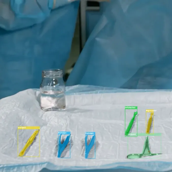 Automatic Surgical Instruments Detection and Tracking using AI